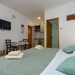 Apartman Tonia *